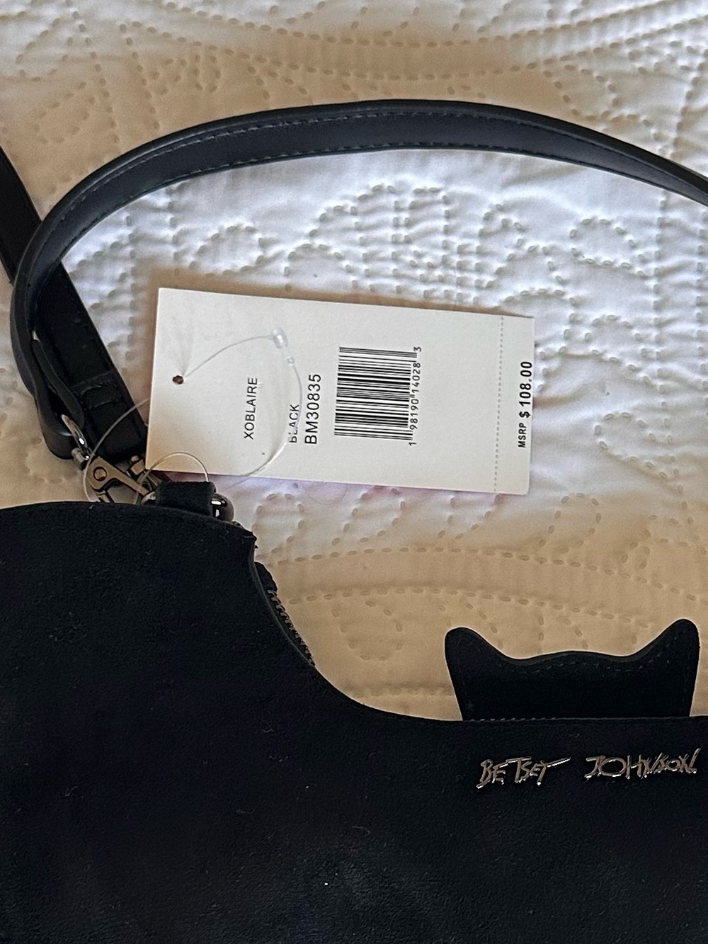 🦇 NWT Betsey Johnson Black Fringe Bat Crossbody Bag- Halloween Goth Vibes - Picture 2 of 6